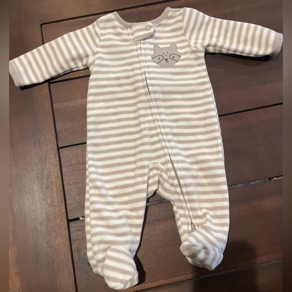 Carter's Newborn bundle - Picture 6 of 7